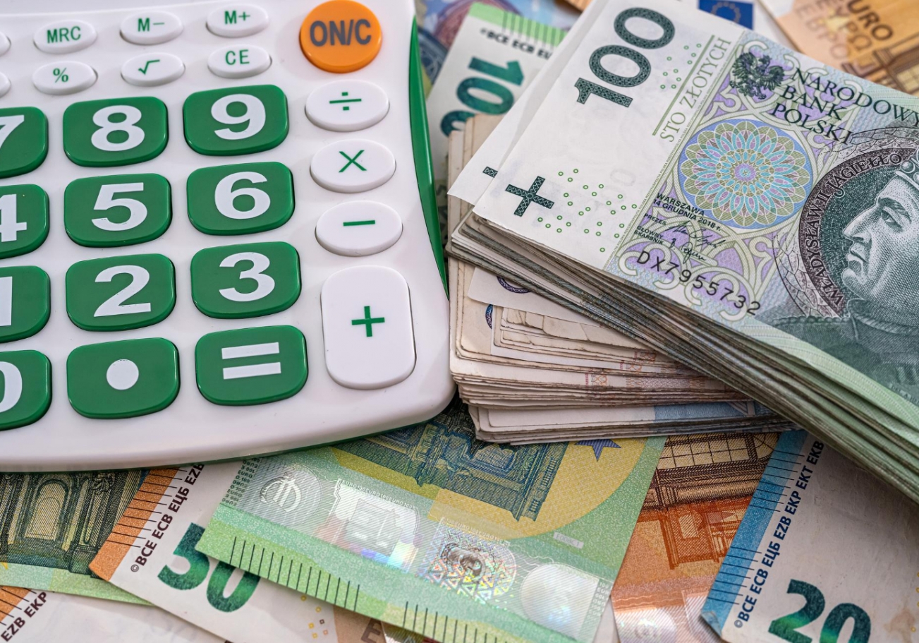 Ośrodek Pomocy Społecznej w Ząbkowicach Śląskich udzielił wsparcia finansowego ofiarom powodzi